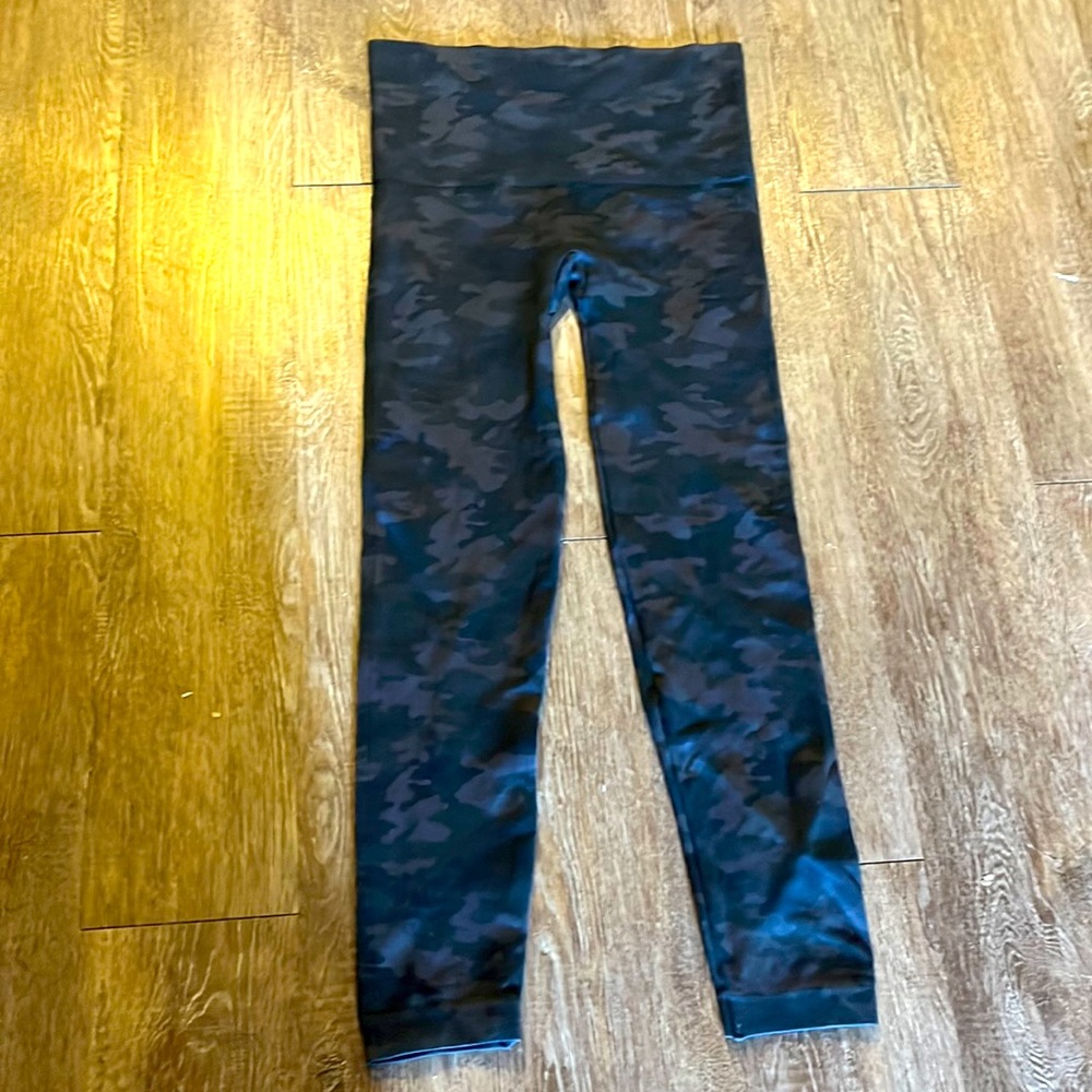 Spanx camo leggings New